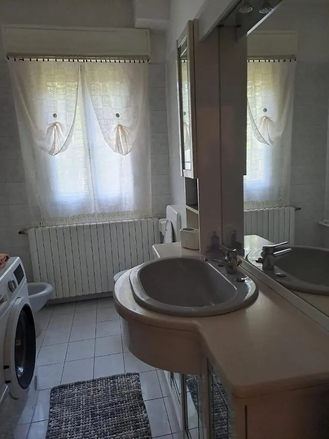 Da Nonna Rosa Camera Nera Bed & Breakfast Budrio  Budrio (Bologna)